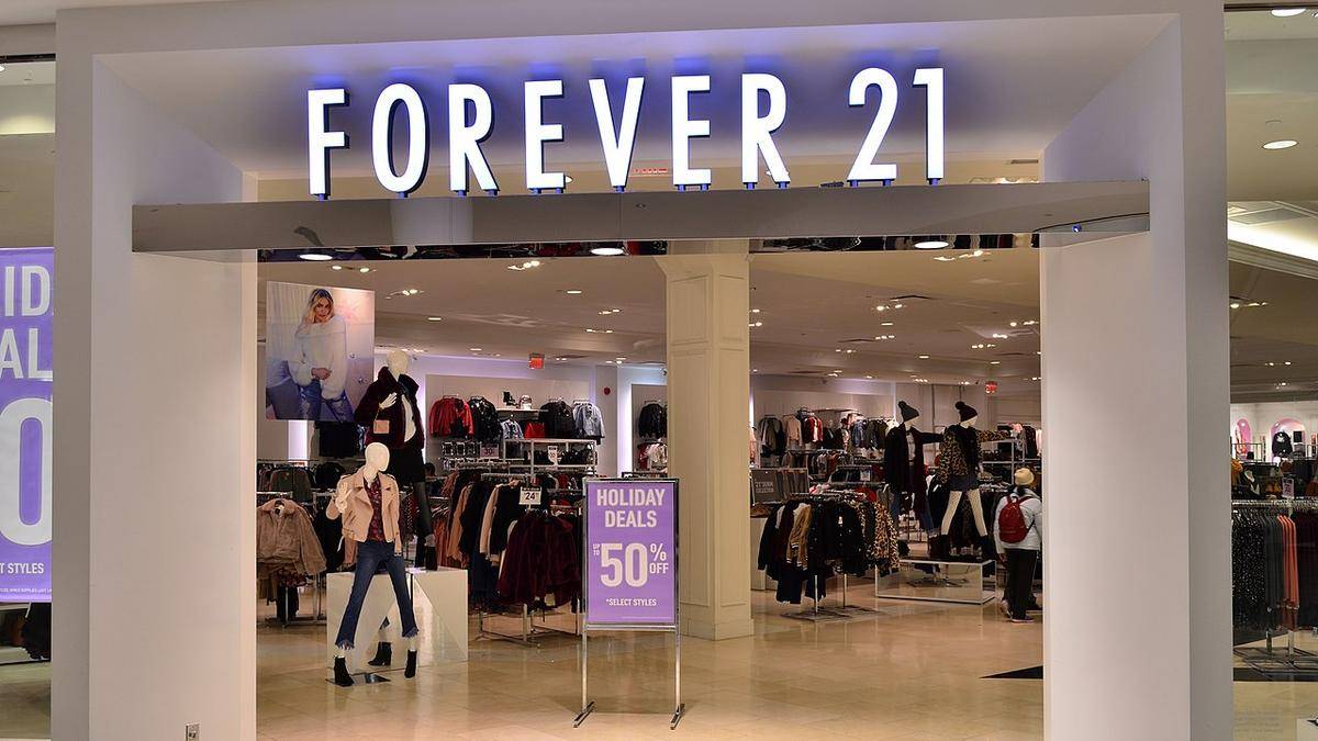 Save on Purchases with the Forever 21 App