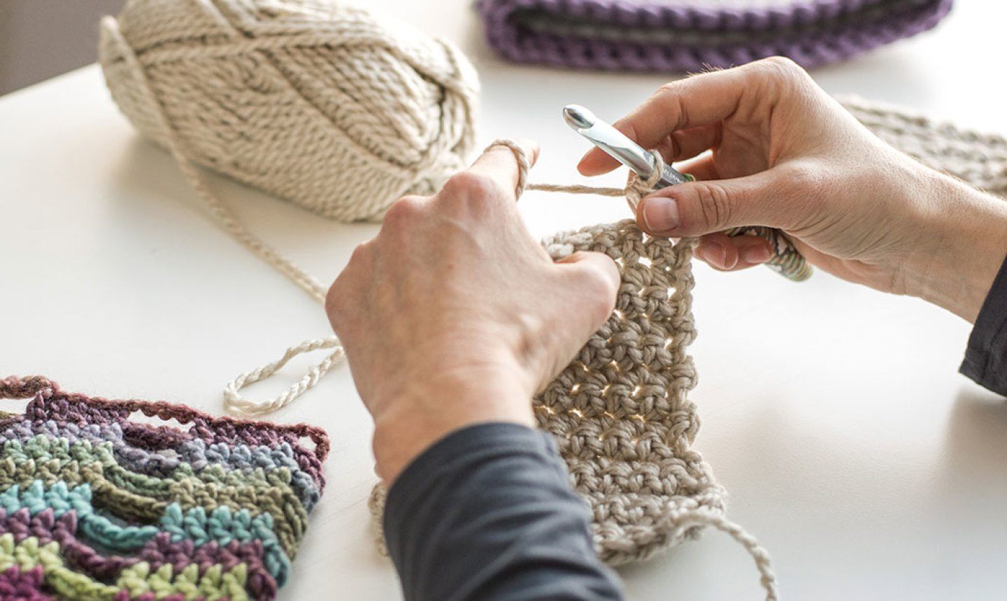 Application to Learn How to Crochet